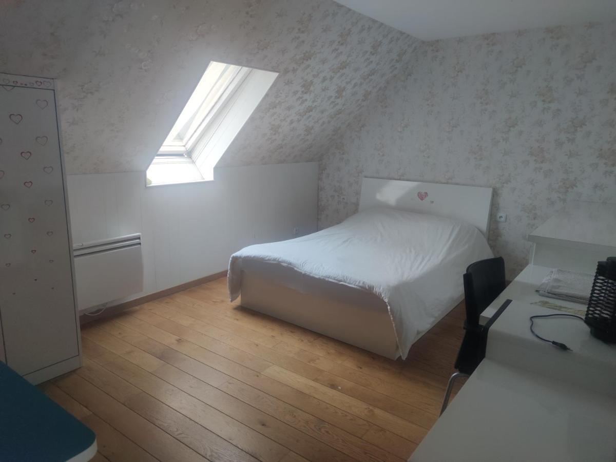Chambre privée à Bobigny Exterior foto